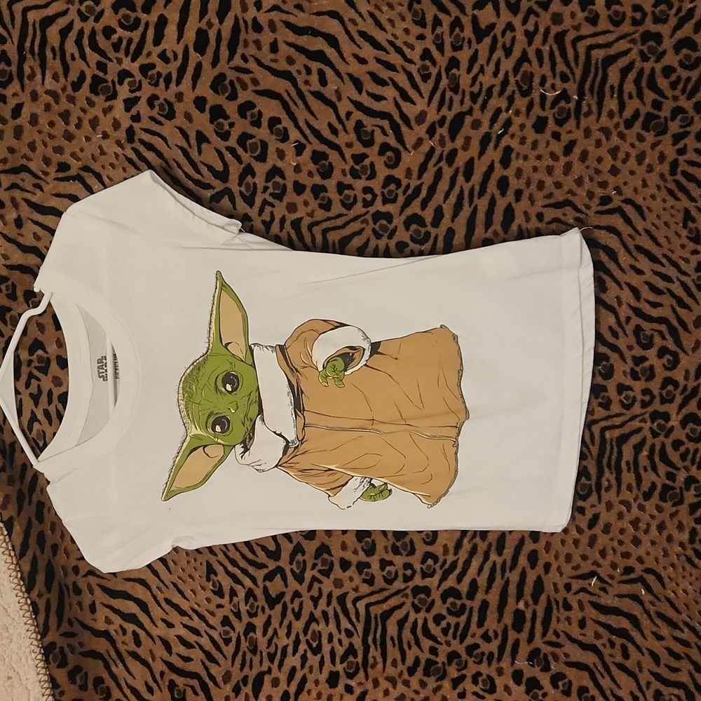 Baby Yoda T-shirt